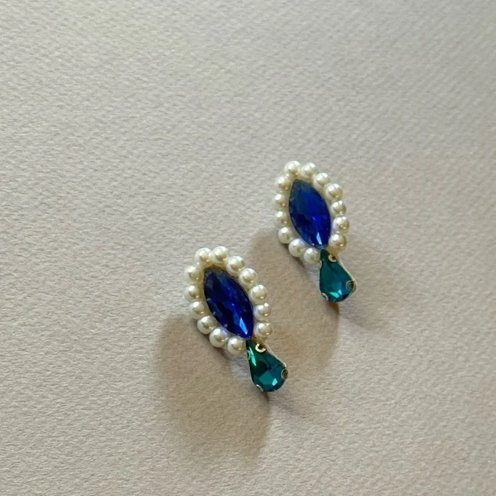 diamond  earrings  P20